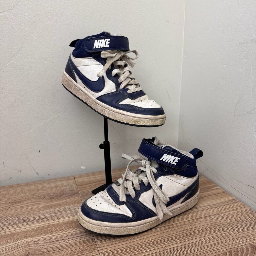 Nike Court Borough Mid 2 Blue And White Sneakers Boys Size 3.5